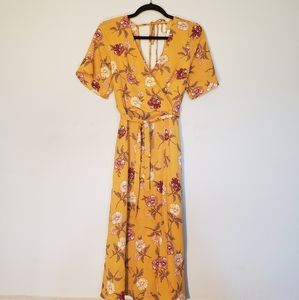 Mustard yellow wrap dress in great condition
